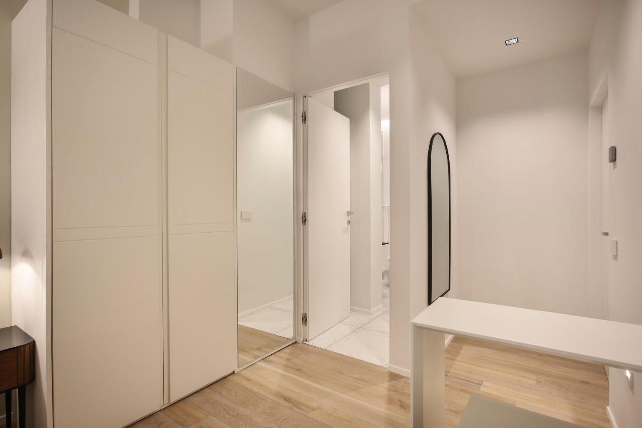 Repubblica Suite Ii-Hosted By Sweetstay Milano Esterno foto